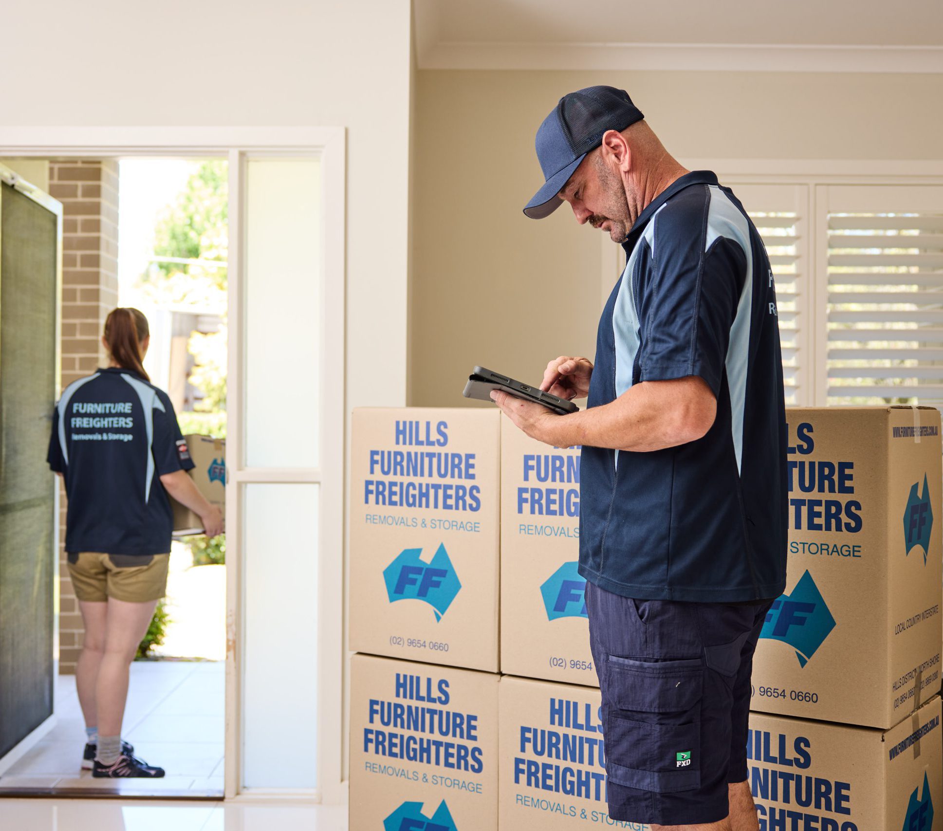 Furniture Freighters With Customer – 1